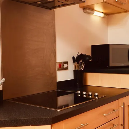 Primedoorstep Deluxe Apt, River Canal View& Free Parking! Apartment Leeds (West Yorkshire)