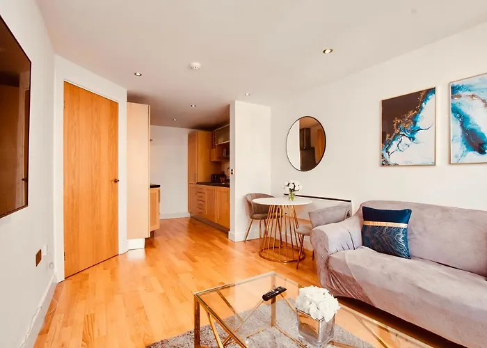 Primedoorstep Deluxe Apt, River Canal View& Free Parking! * Leeds (West Yorkshire)